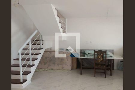 Casa à venda com 3 quartos, 168m² em Itaipu, Niterói
