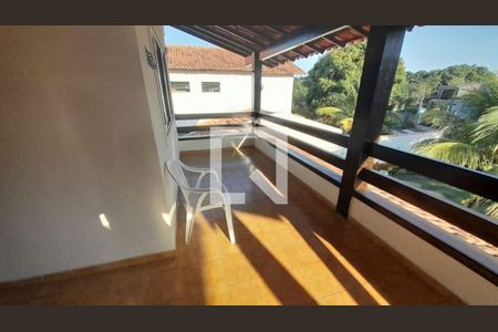 Casa à venda com 5 quartos, 356m² em Camboinhas, Niterói