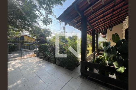 Casa à venda com 4 quartos, 204m² em Piratininga, Niterói