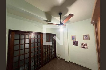 Casa à venda com 4 quartos, 150m² em São Domingos, Niterói