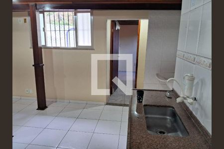 Casa à venda com 3 quartos, 389m² em Santa Rosa, Niterói