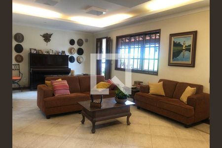 Casa à venda com 4 quartos, 392m² em Itaipu, Niterói