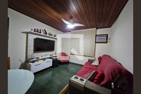 Casa à venda com 3 quartos, 200m² em Piratininga, Niterói