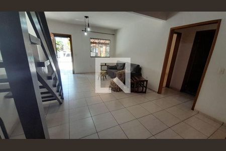 Casa à venda com 3 quartos, 164m² em Serra Grande, Niterói