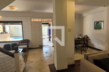 Casa à venda com 3 quartos, 250m² em Piratininga, Niterói