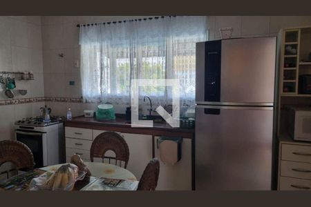 Casa à venda com 3 quartos, 222m² em Piratininga, Niterói