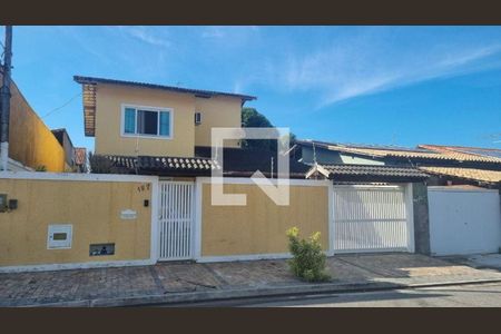 Casa à venda com 3 quartos, 222m² em Piratininga, Niterói