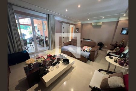 Casa à venda com 4 quartos, 504m² em Itacoatiara, Niterói