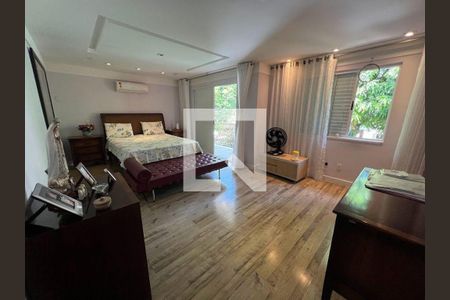 Casa à venda com 4 quartos, 504m² em Itacoatiara, Niterói
