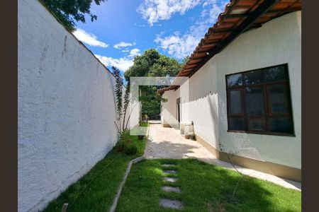 Casa à venda com 5 quartos, 330m² em Itaipu, Niterói