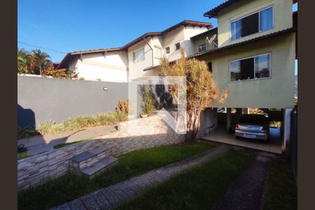 Casa à venda com 3 quartos, 193m² em Itaipu, Niterói