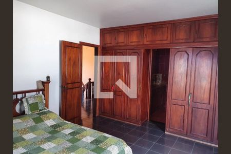 Casa à venda com 5 quartos, 439m² em Marazul, Niterói