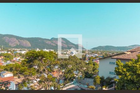 Casa à venda com 4 quartos, 193m² em Itaipu, Niterói