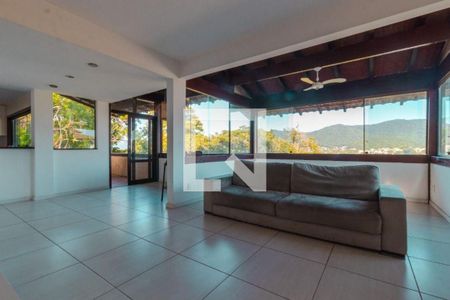 Casa à venda com 4 quartos, 193m² em Itaipu, Niterói