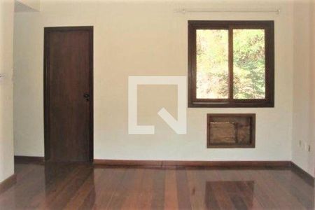 Casa à venda com 4 quartos, 255m² em Itaipu, Niterói