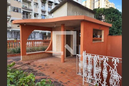 Casa à venda com 4 quartos, 240m² em Ingá, Niterói