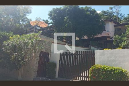 Casa à venda com 3 quartos, 290m² em Vila Progresso, Niterói