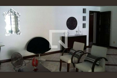Casa à venda com 5 quartos, 176m² em Vila Progresso, Niterói