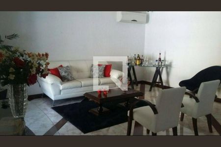 Casa à venda com 5 quartos, 176m² em Vila Progresso, Niterói