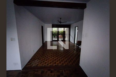 Casa à venda com 5 quartos, 300m² em Maria Paula, Niterói