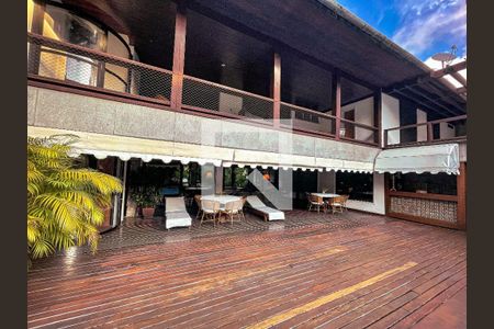 Casa à venda com 4 quartos, 743m² em São Francisco, Niterói