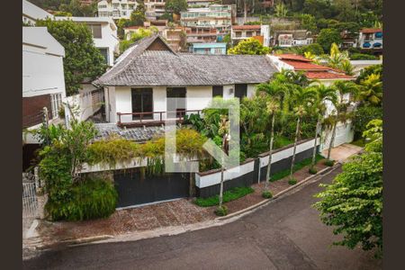 Casa à venda com 4 quartos, 743m² em São Francisco, Niterói