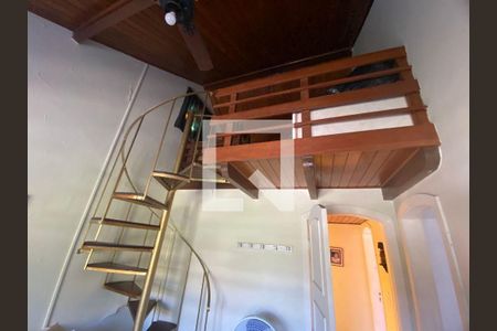 Casa à venda com 6 quartos, 290m² em Piratininga, Niterói