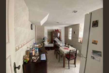 Casa à venda com 3 quartos, 290m² em Piratininga, Niterói