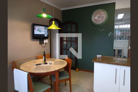Casa à venda com 4 quartos, 219m² em Icaraí, Niterói