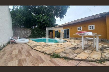 Casa à venda com 4 quartos, 450m² em Maravista, Niterói