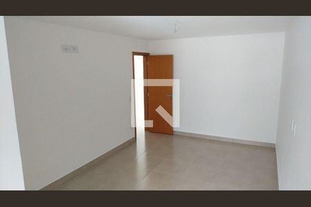 Casa à venda com 4 quartos, 222m² em Piratininga, Niterói