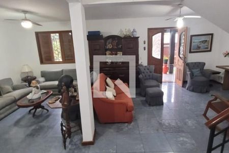 Casa à venda com 5 quartos, 271m² em Piratininga, Niterói