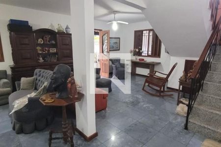 Casa à venda com 5 quartos, 271m² em Piratininga, Niterói