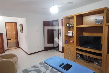 Casa à venda com 5 quartos, 271m² em Piratininga, Niterói