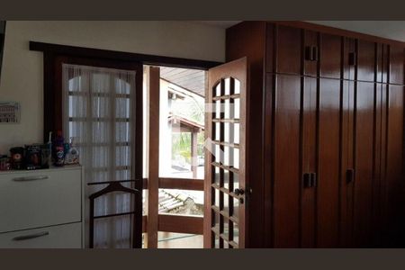 Casa à venda com 5 quartos, 401m² em Camboinhas, Niterói