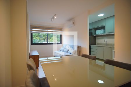 sala de apartamento para alugar com 1 quarto, 49m² em Petrópolis, Porto Alegre