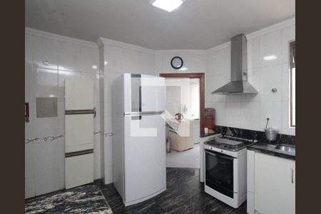 Apartamento à venda com 4 quartos, 125m² em Nova Floresta, Belo Horizonte