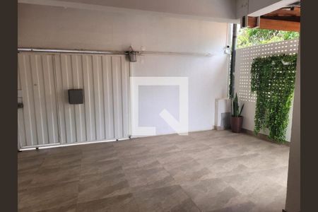 Casa à venda com 3 quartos, 107m² em Pirajá, Belo Horizonte