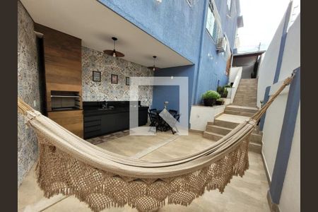Casa à venda com 3 quartos, 107m² em Pirajá, Belo Horizonte