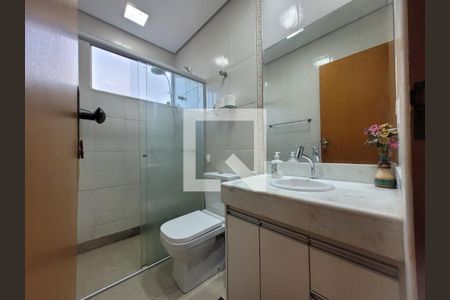 Casa à venda com 3 quartos, 107m² em Pirajá, Belo Horizonte