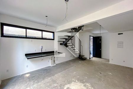 Sala/Cozinha de casa de condomínio à venda com 2 quartos, 104m² em Vila Mariana, São Paulo