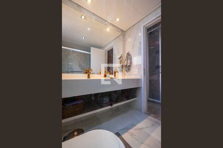 Suíte - Banheiro de apartamento à venda com 4 quartos, 120m² em Pinheiros, São Paulo