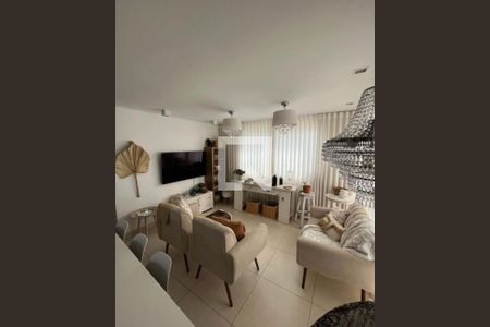 Sala de apartamento à venda com 3 quartos, 135m² em João Pinheiro, Belo Horizonte
