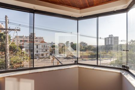 Suíte 1 de apartamento para alugar com 2 quartos, 168m² em São João, Porto Alegre
