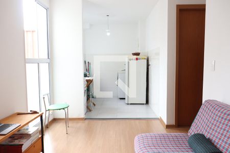 Sala de apartamento à venda com 2 quartos, 40m² em Santos Dumont, São Leopoldo