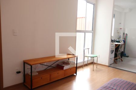 Sala de apartamento à venda com 2 quartos, 40m² em Santos Dumont, São Leopoldo