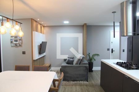 Sala  de apartamento para alugar com 2 quartos, 68m² em Jardim Flor da Montanha, Guarulhos