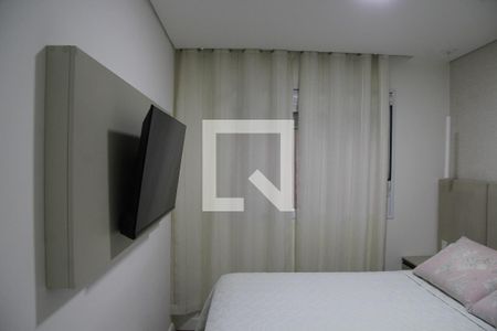 Suíte  de apartamento para alugar com 2 quartos, 68m² em Jardim Flor da Montanha, Guarulhos