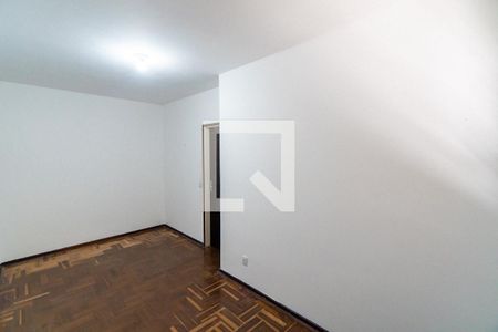 Quarto 2 de casa para alugar com 2 quartos, 140m² em Vila Guarani (zona Sul), São Paulo