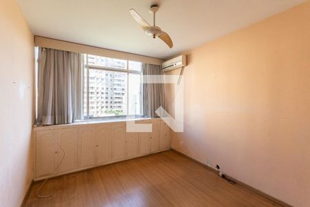 Suíte de apartamento para alugar com 3 quartos, 140m² em Praça da Bandeira, Rio de Janeiro